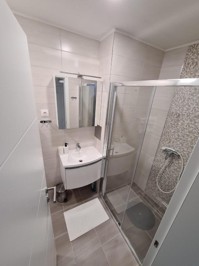 Apartman Lana Karlovac Exteriör bild
